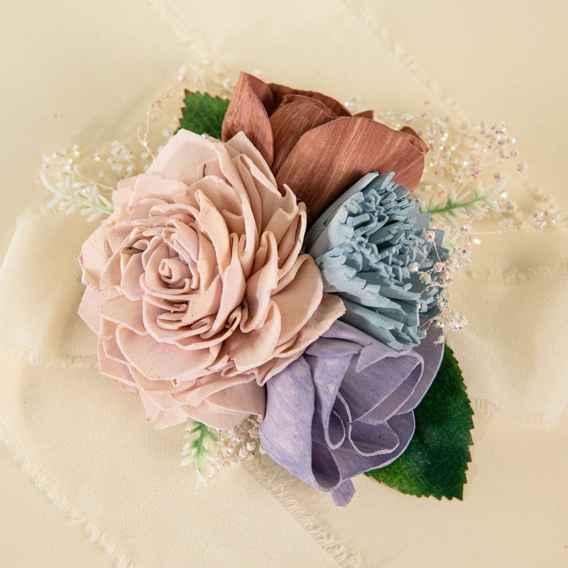 Luxe Daisy Simple Corsage*-DIY & BIFM & RTS