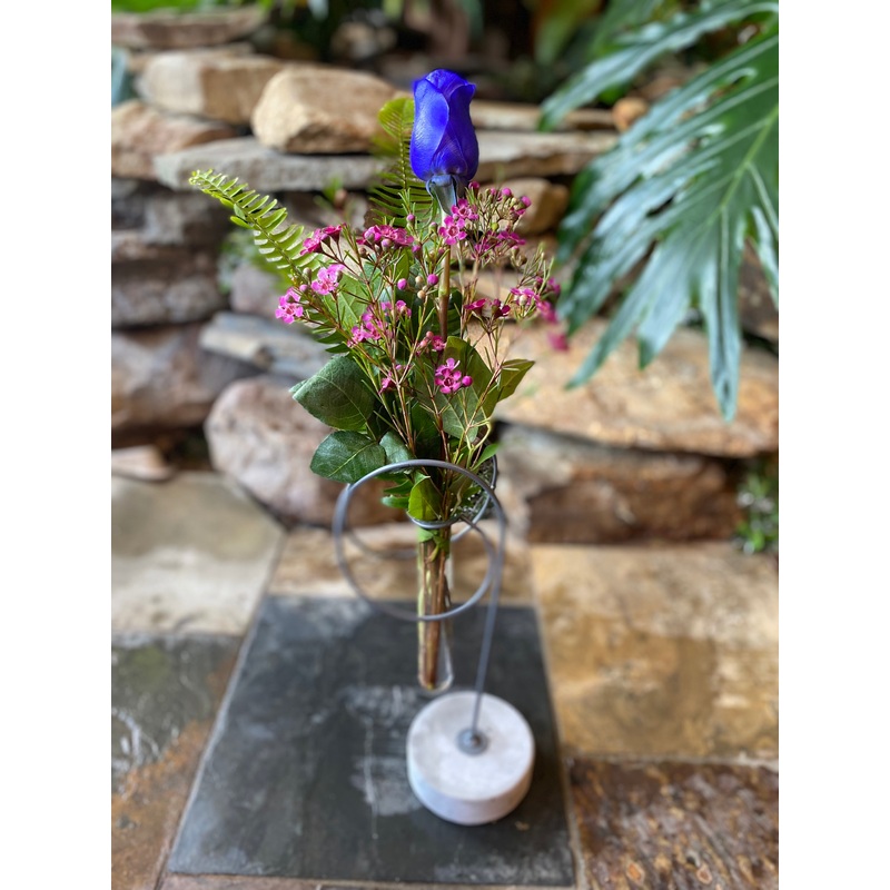 Loop de Loo Vase-1 Loop Vase with Rose & 2 Loop Vase with Rose