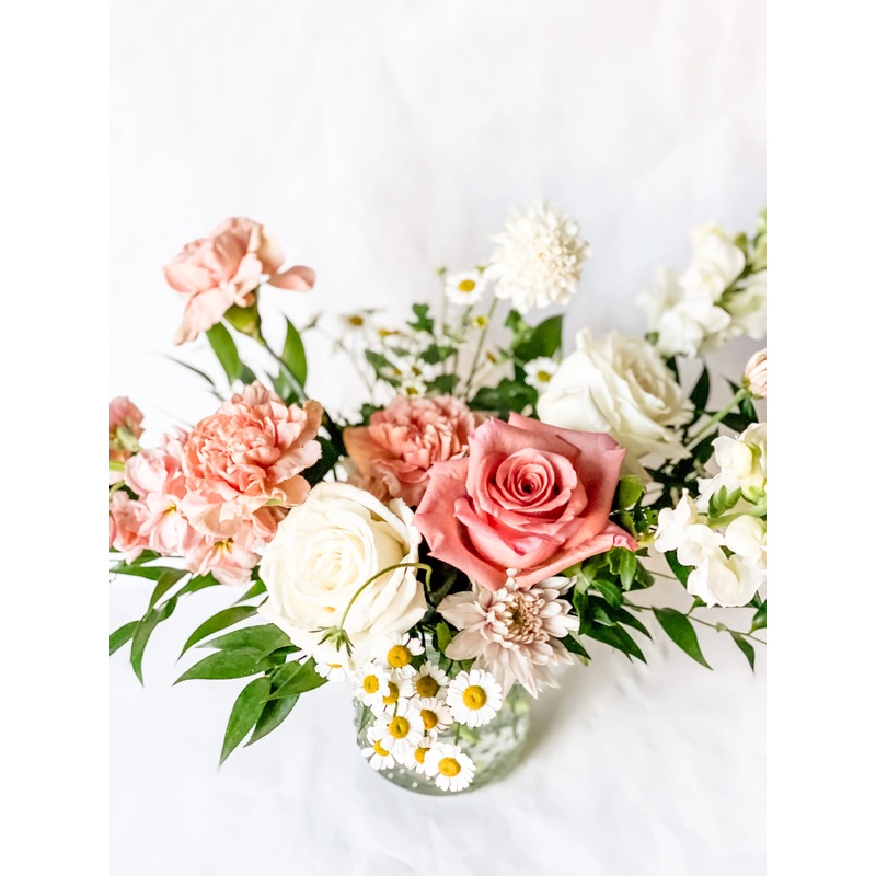 The Petite – Floral Arrangment