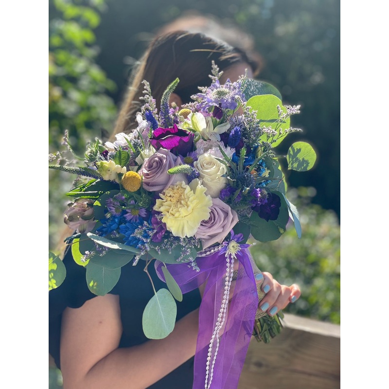 It’s My Day Bouquet-Standard & Set With Boutonniere