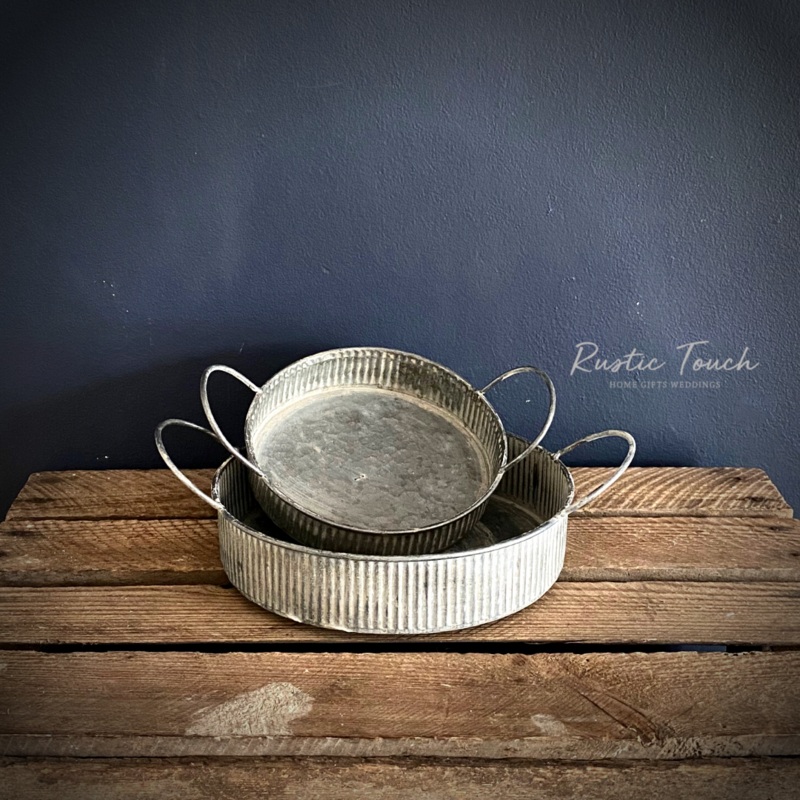Zinc trays set of 2