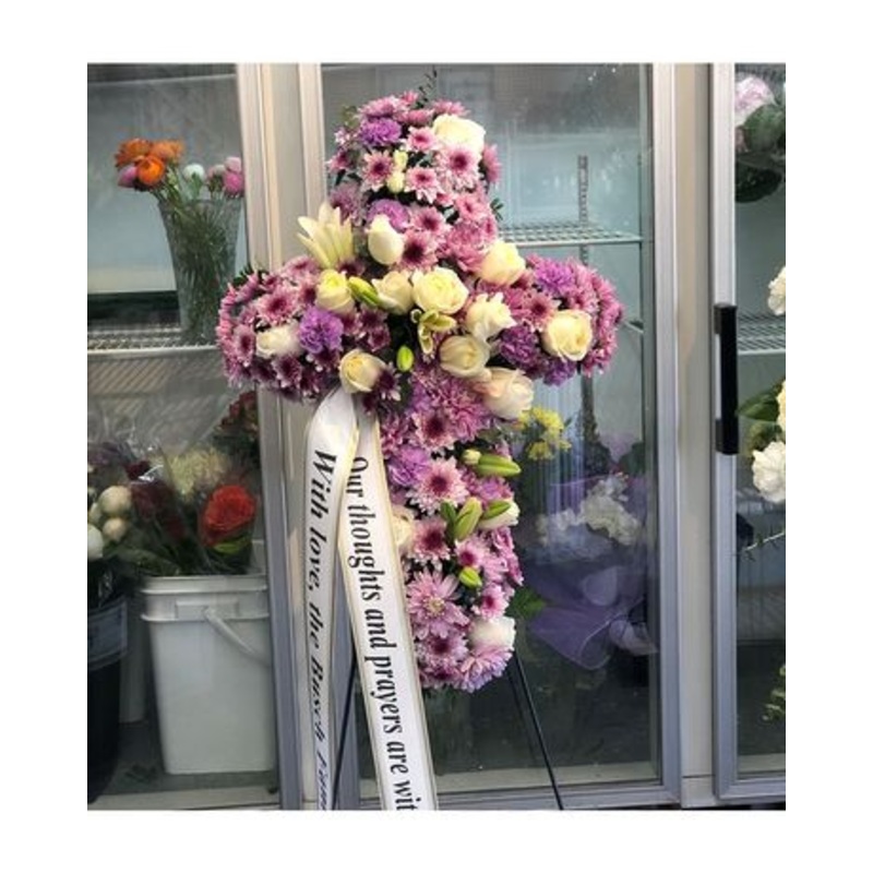 Divine Cross-Standard