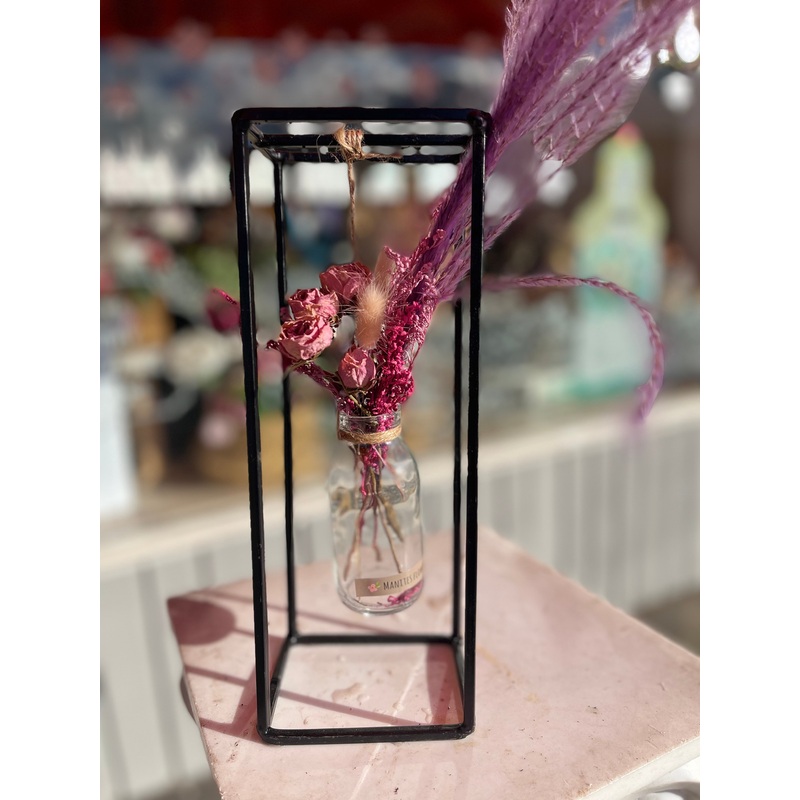 Dry Flower in Hanging Glass Stand