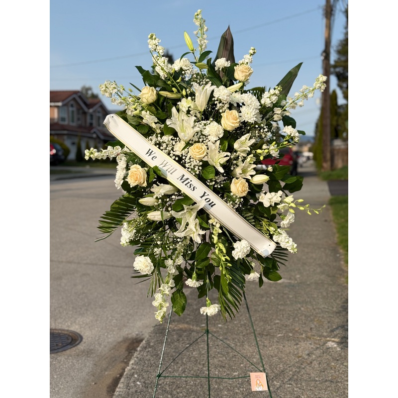 Peace and Love-Standard & Spray & Vase Arrangement