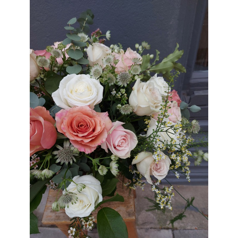 Roses Florist’s Choice-Petite & Medium (shown) & Large & Super with vase – check availability