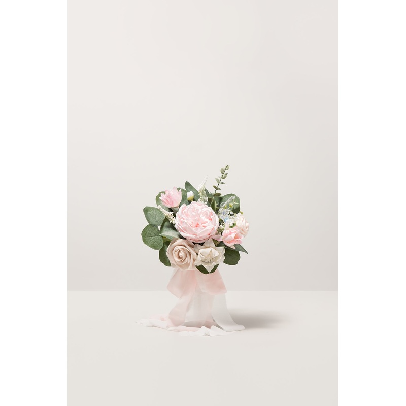 Bridesmaid Posy in Blush & Cream