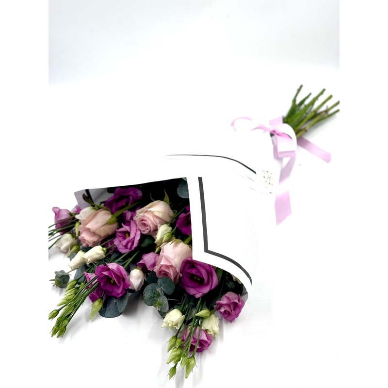 Beautifully Simple Flat Bouquet Pink