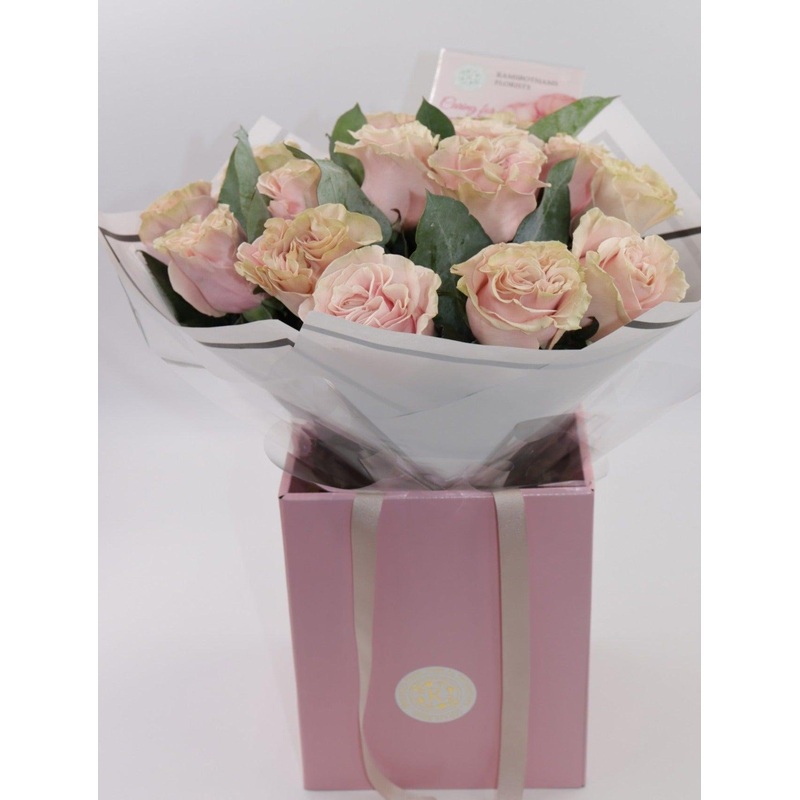 Beautifully Simple Rose Bouquet Pink