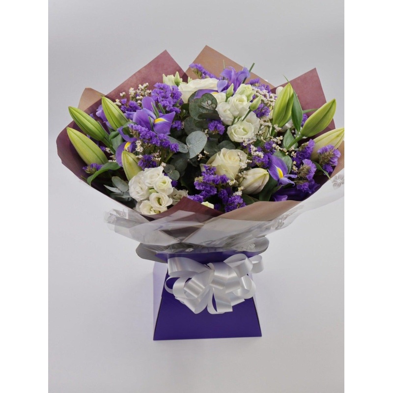 VIOLET VIBES HAND TIED-40.00 – Standard (As shown in image) & 50 – Grand & 60 – Superior & 80 – Exquisite