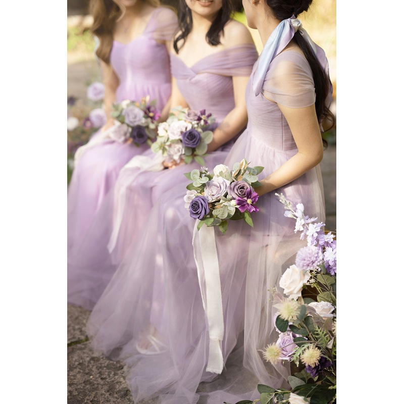 Bridesmaid Posy in Lilac & Gold