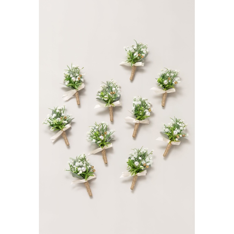 Boutonnieres for Guests in White & Sage