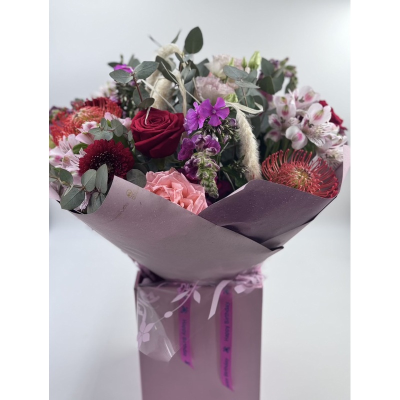 Bright your day Hand tied bouquet