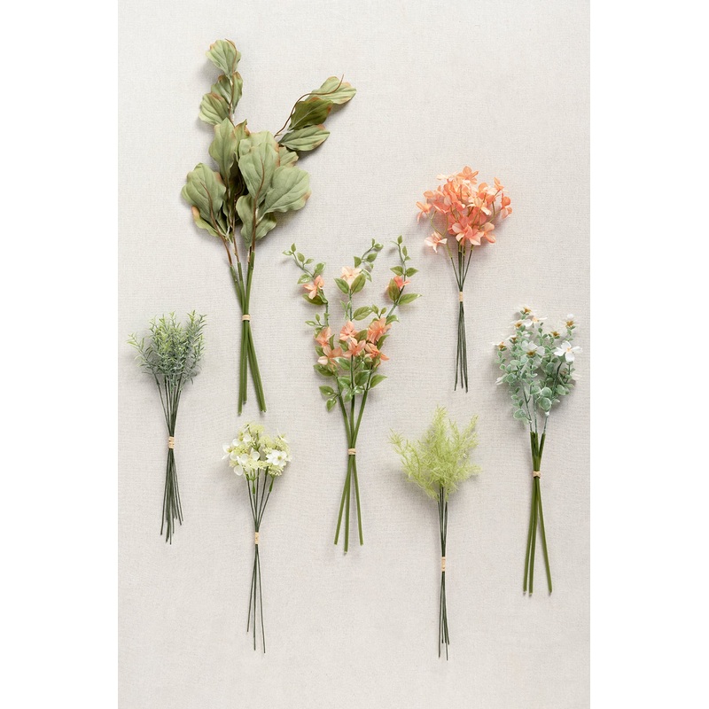 Additional Flower Decorations for Christmas Wreath