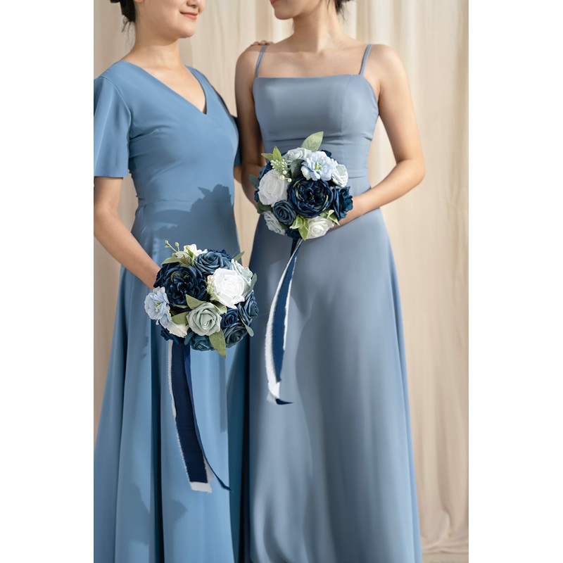 Bridesmaid Bouquets in Noble Navy Blue