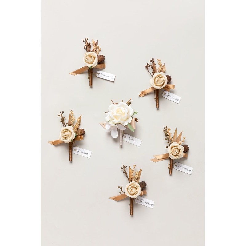 Boutonnieres in Tawny Beige & Sand Beige
