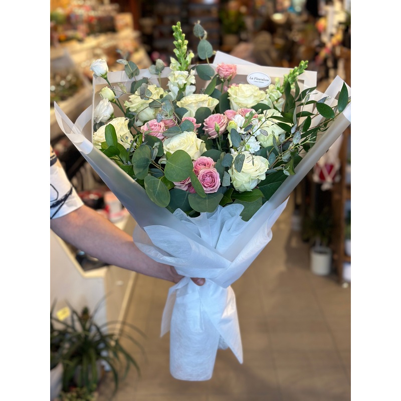 Serene Elegance – F6007