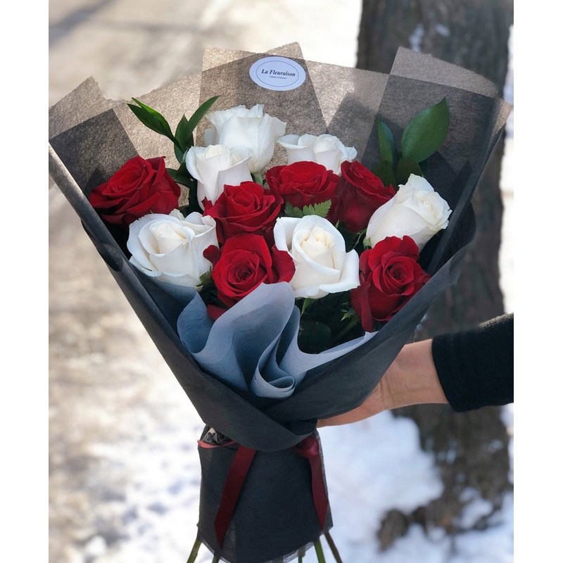 Unity in Contrast – F2769