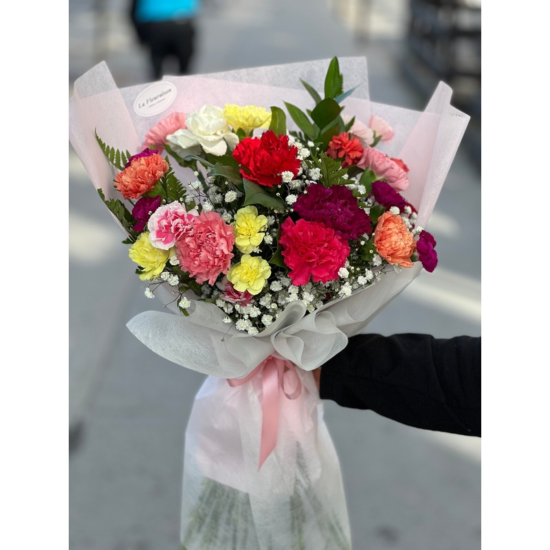 Vivid Embrace – F5780