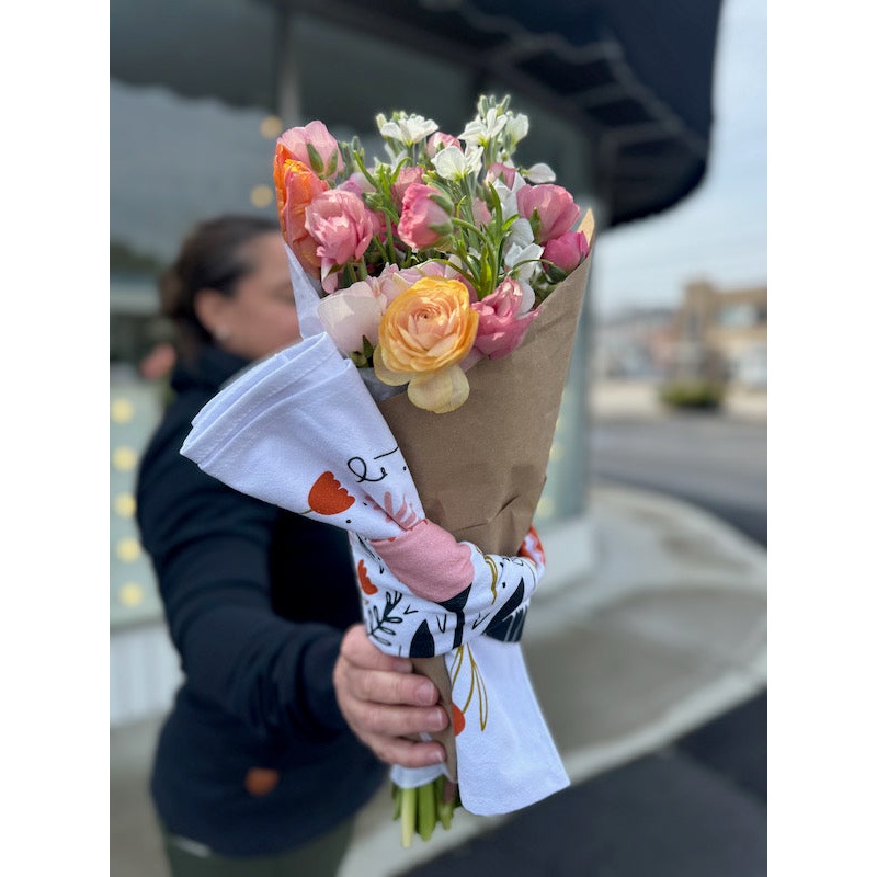 LIMITED EDITION: Bouquet & Tea Towel