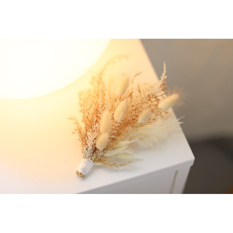 Pampas and Cream Lagurus Boutonnieres / Lapel Pin For Men / Groom Pin / Boho Boutonniere / Groom Boutonniere