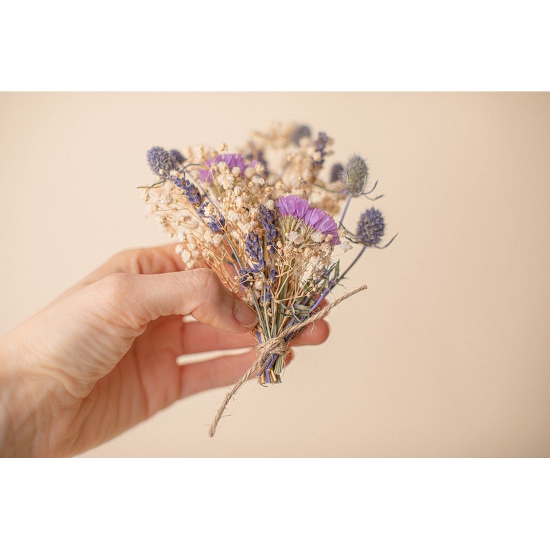 Scotttish Thistles and Purple Statice Boutonnieres / Lapel Pin For Men / Groom Pin / Boho Boutonniere / Groom Boutonniere