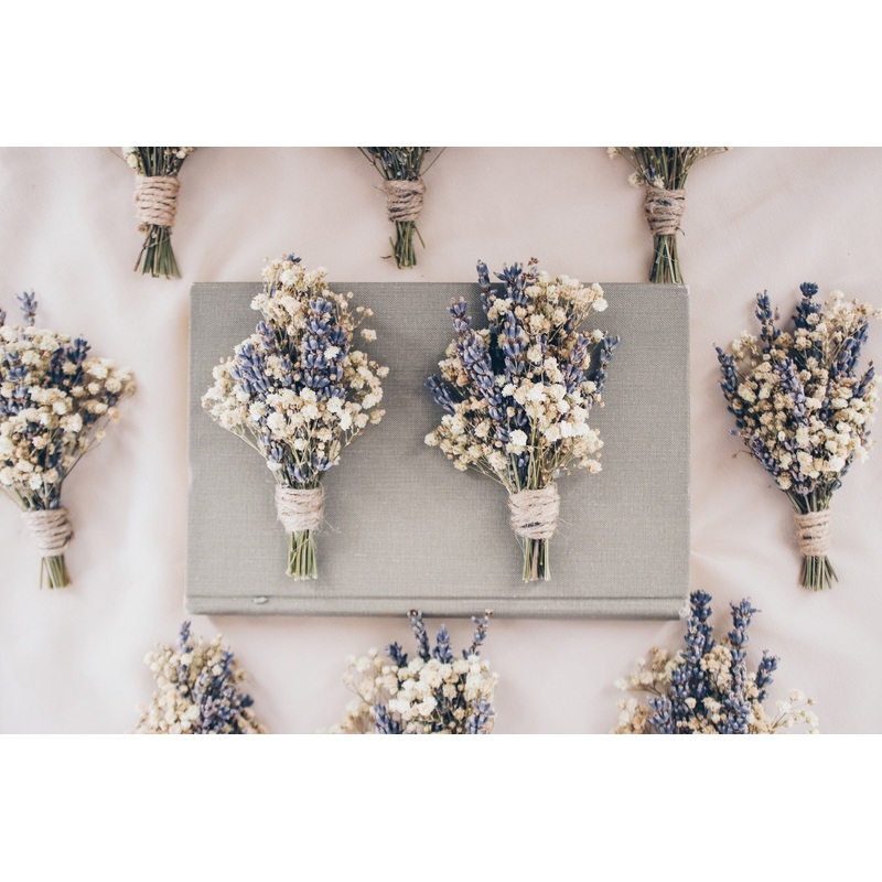 Lavender Boutonniere / Lavender babies breath boutonniere / Lavender Thistle boutonniere / Lavender buttonhole / Men’s pin