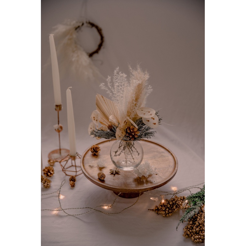 Preserved Gold Pine Cones Bud Vase Arrangement / Dusty Pine Leaves & Dried Palm Spear Floral Vase Arrangement / Christmas Decoration