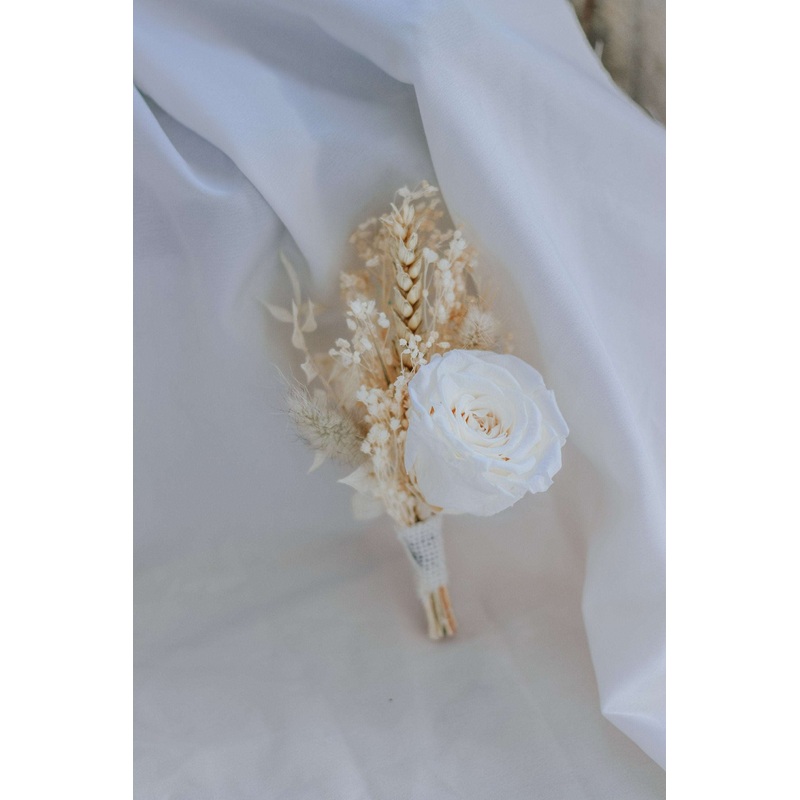 Bleached Gypsophila Lapel Pin and Natural Dried Flowers Boutonniere Preserved Rose Buttonhole / Boho Boutonnaire