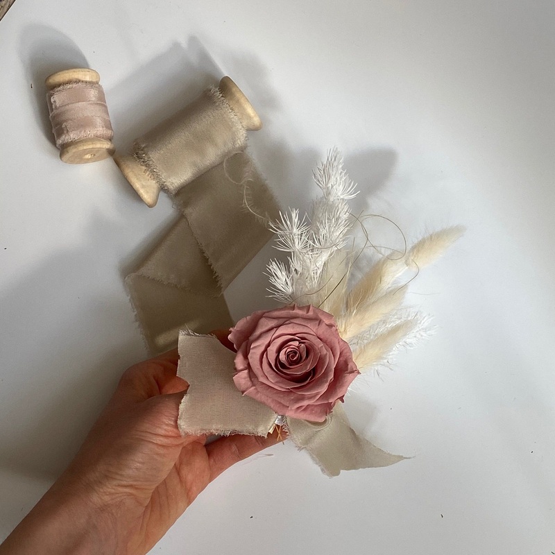 Dusty Pink Eternal Rose Boutonnieres / Lapel Pin For Men / Groom Pin / Boho Boutonniere / Groom Boutonniere