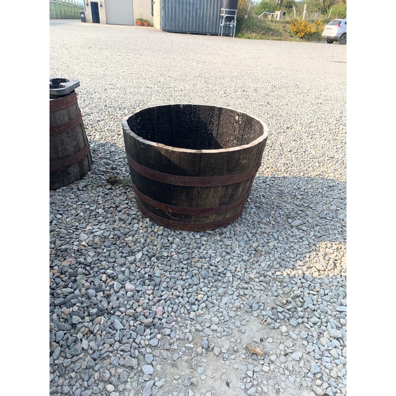 Pots – Half a Beer Barrel