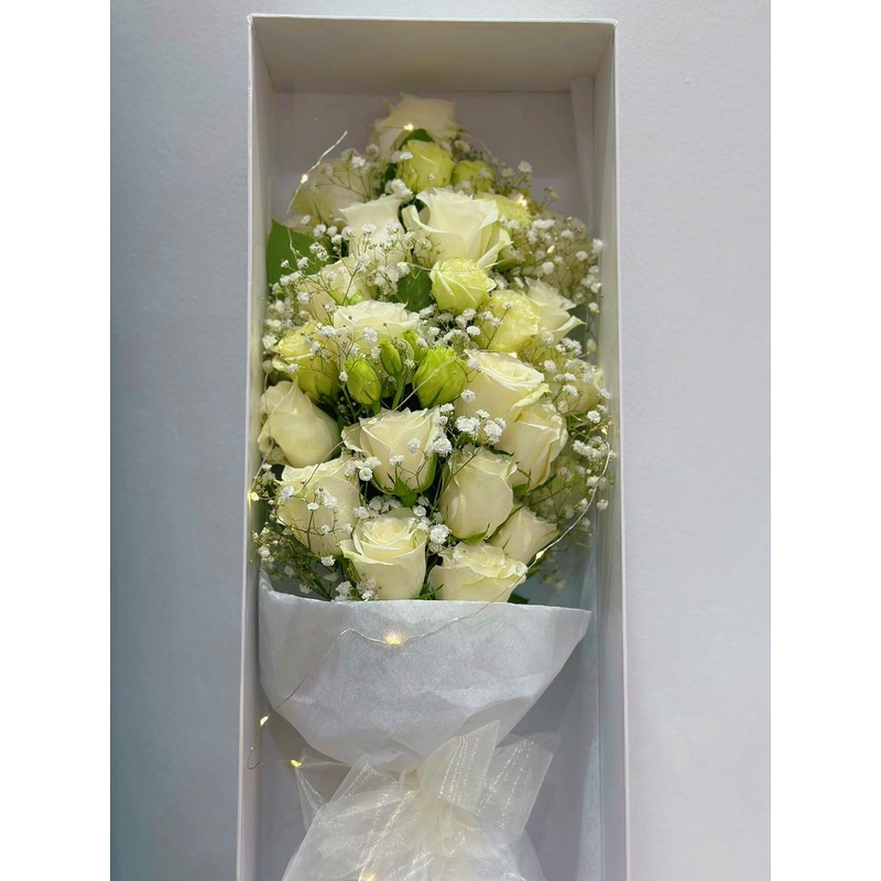 Dreamy White Rose Bliss Box