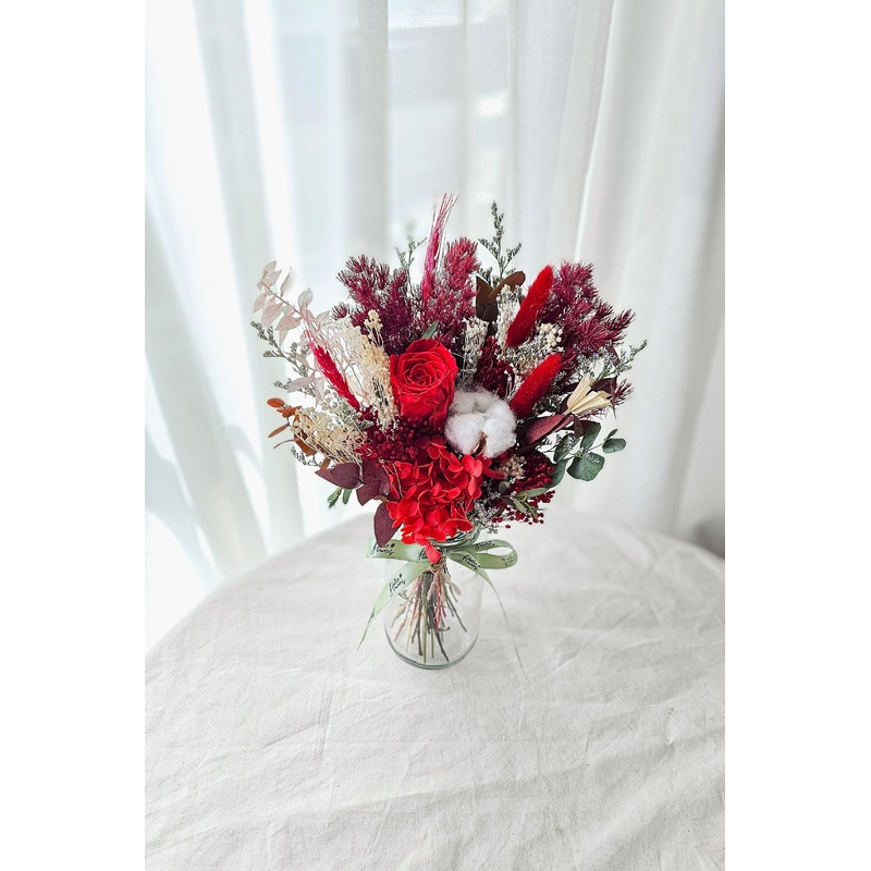 Agatha – Red Dried & Preserved Flower in a Jar