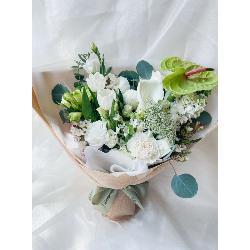 Angelina – White and Green Bouquet/ Vase Arrangement