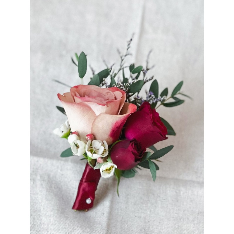 Fresh Flower Boutonnieres-Pastel Blush & Red Theme & White & Green & Blue & White & Custom (we will contact you after the order has been made)