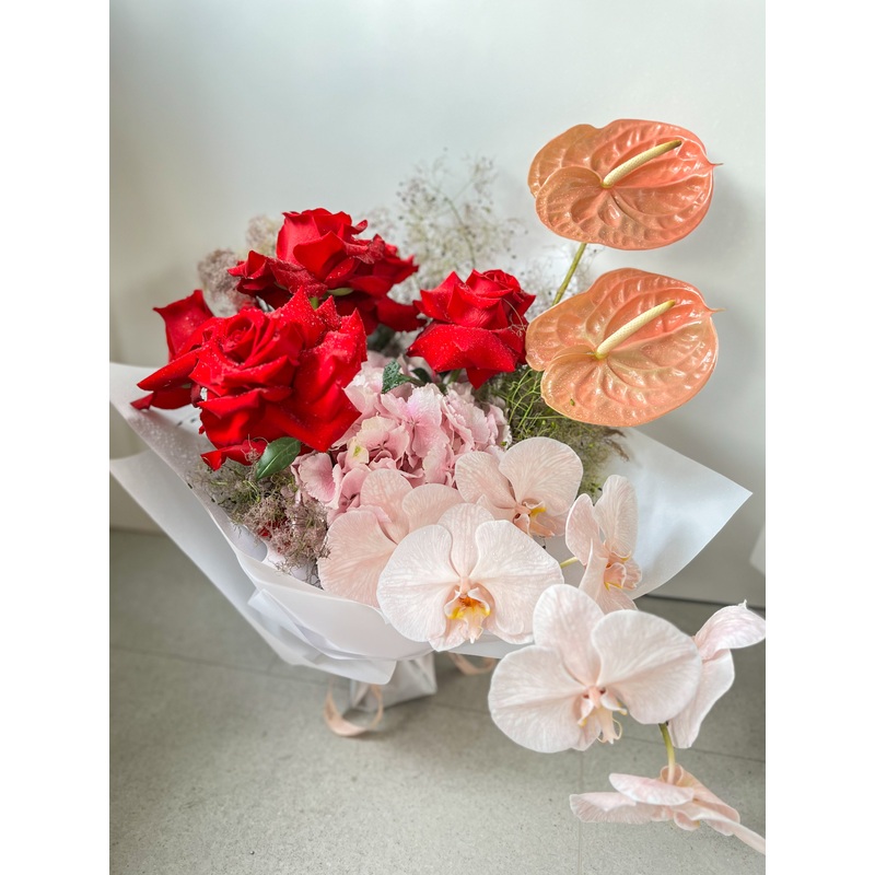 Premium Modern Bouquet with Phalaenopsis Orchids, Kenya Roses and Hydrangea