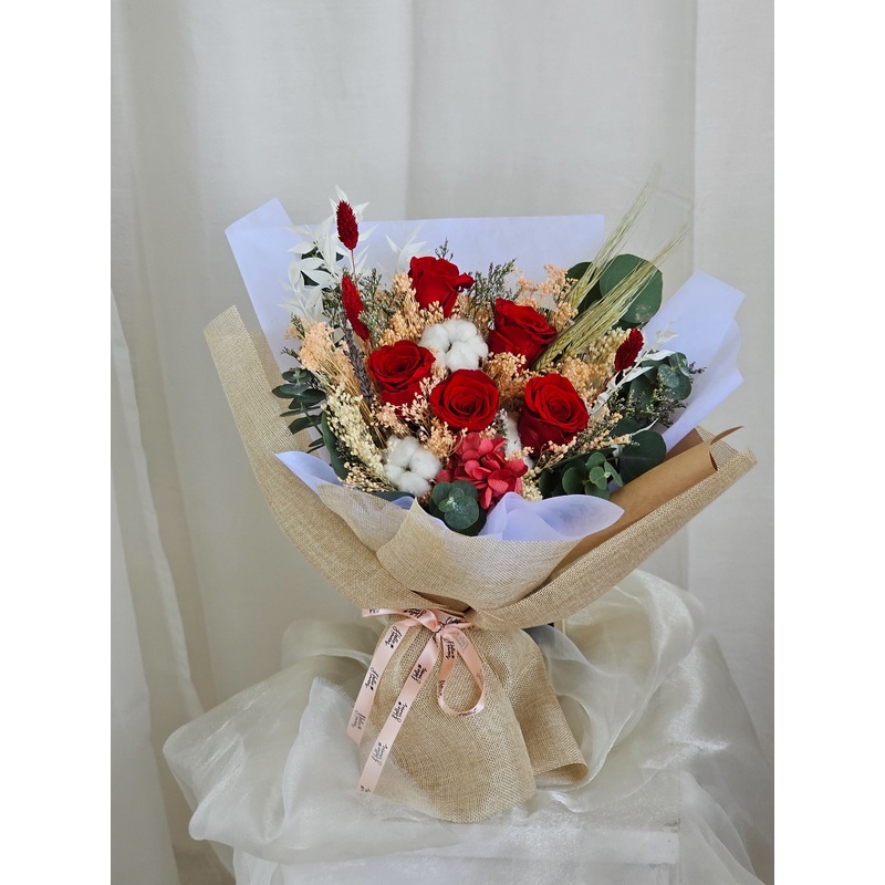 Rei – Dried & Preserved Flower Bouquet