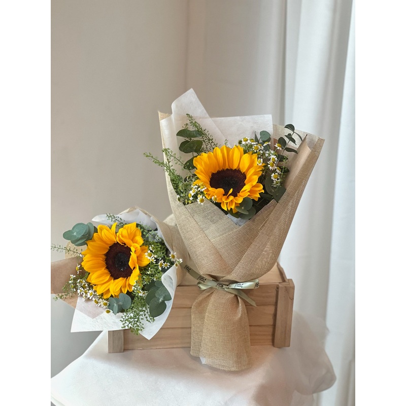 Sol Mini Bouquet  – Sunflower & Tanacetum Bouquet