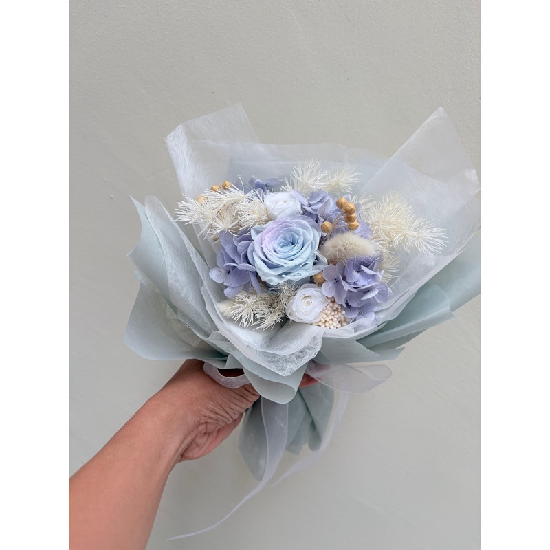 (2 days in advance) Celeste  Lilac & Dream Petite Preserved Flower Bouquet