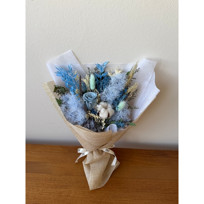 Audrey Bouquet – Blue Dried & Preserved Flower