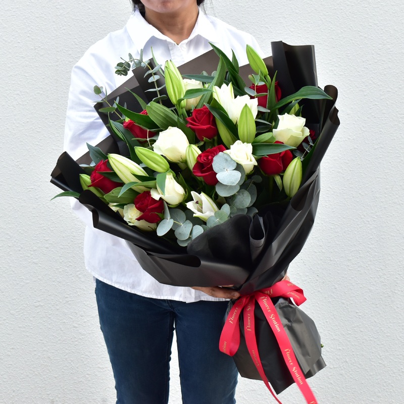 Happily Together – Mixed Bouquet