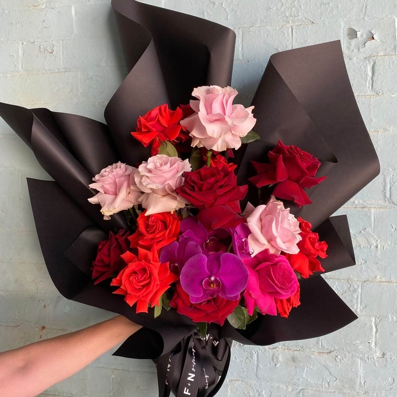 Rose Orchid Ruffle Bouquet-Luxe & Premium