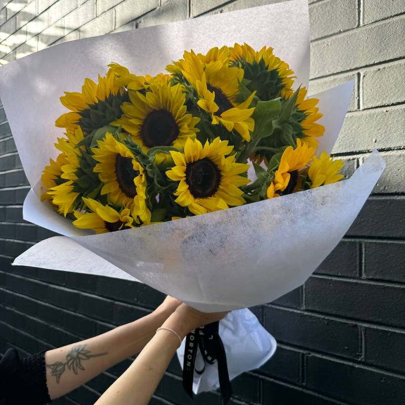 Sunny Sunflowers-5 stems & 10 stems & 20 stems
