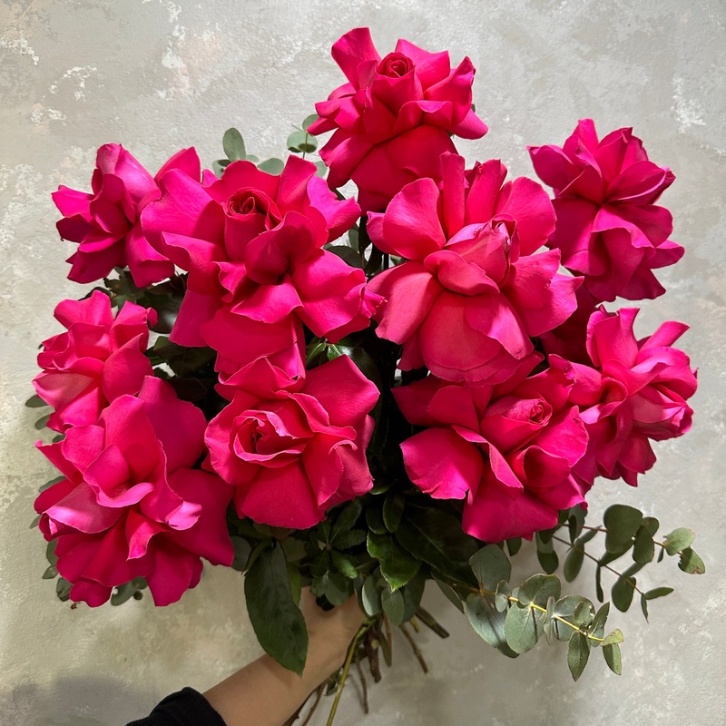 Pink Floyd Blooming Rose Bouquet