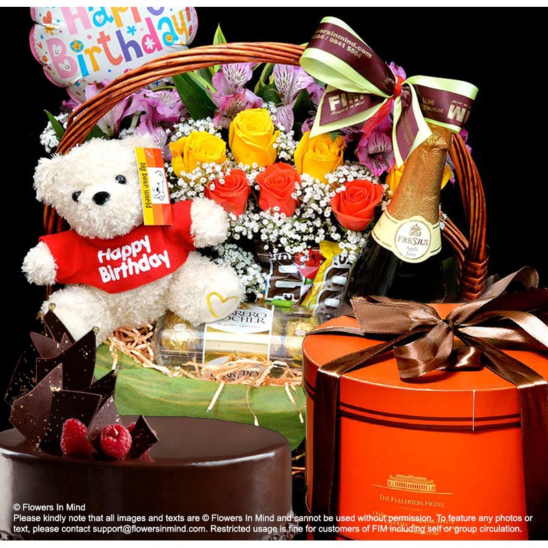 Choice of Fullerton Cakes With Chocolate Hamper (CD09) **This product requires 3 days advance pre-order.**
