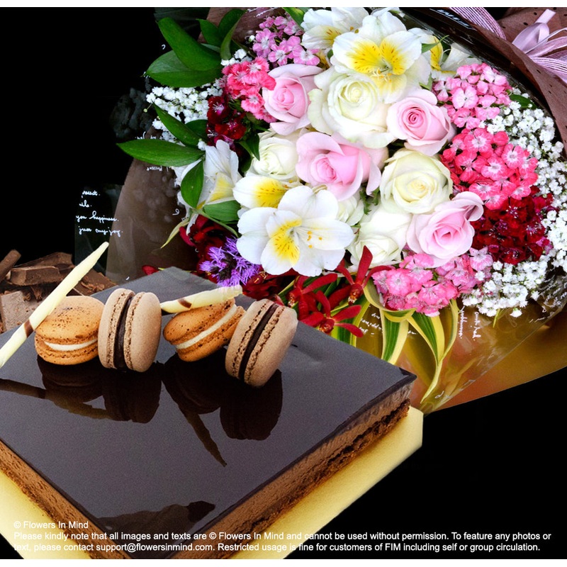 Crunchy Hazelnut Chocolate Annabella Cake With Flower (CD89)