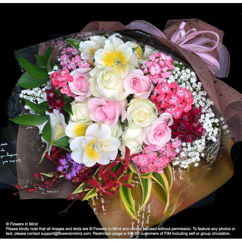 Mix Bouquet of Roses (HB442)