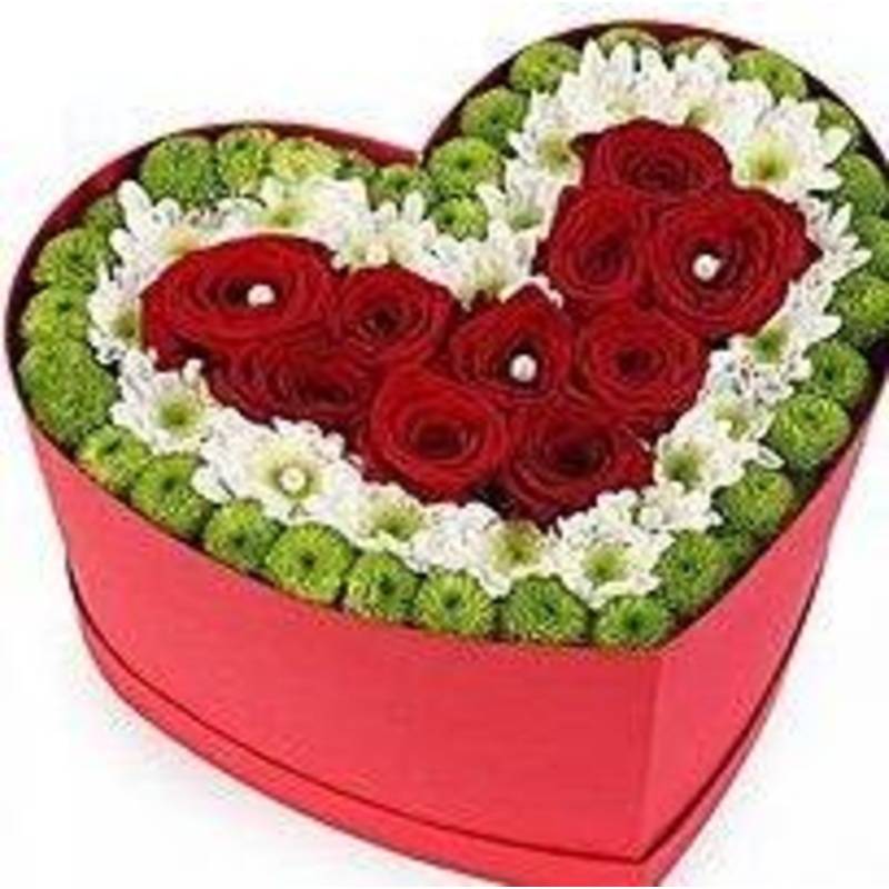 Hearts in Heart Flowers Box-Extra Small (15 stems) & Small (20 stems) & Regular (25 stems) & Large (30 stems) & Extra Large (35 stems) & Luxury (40 stems) & Glamour (50 stems) & Exclusive Glamour (60 stems) & Premium (80 stems) & Posh (100 stems)-Heart Bo