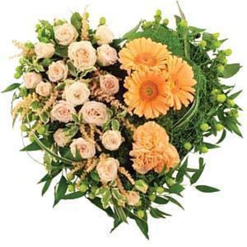 Pastel Orange Heart-Regular (30cm / 12″) & Large (43cm / 17″) & Extra large (54cm / 21″)