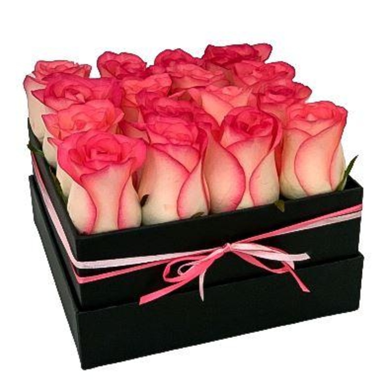 Pink Blush Roses Box-Medium (9 stems) & Large (16 stems) & Luxury (25 stems) & Glamour (36 stems) & Exclusive Glamour (49 stems) & Premium (64 stems) & Premium Extra (81 stems) & Posh (100 stems)-Square Box & Hat Box & Heart Box-BLACK BOX & CREAM BOX