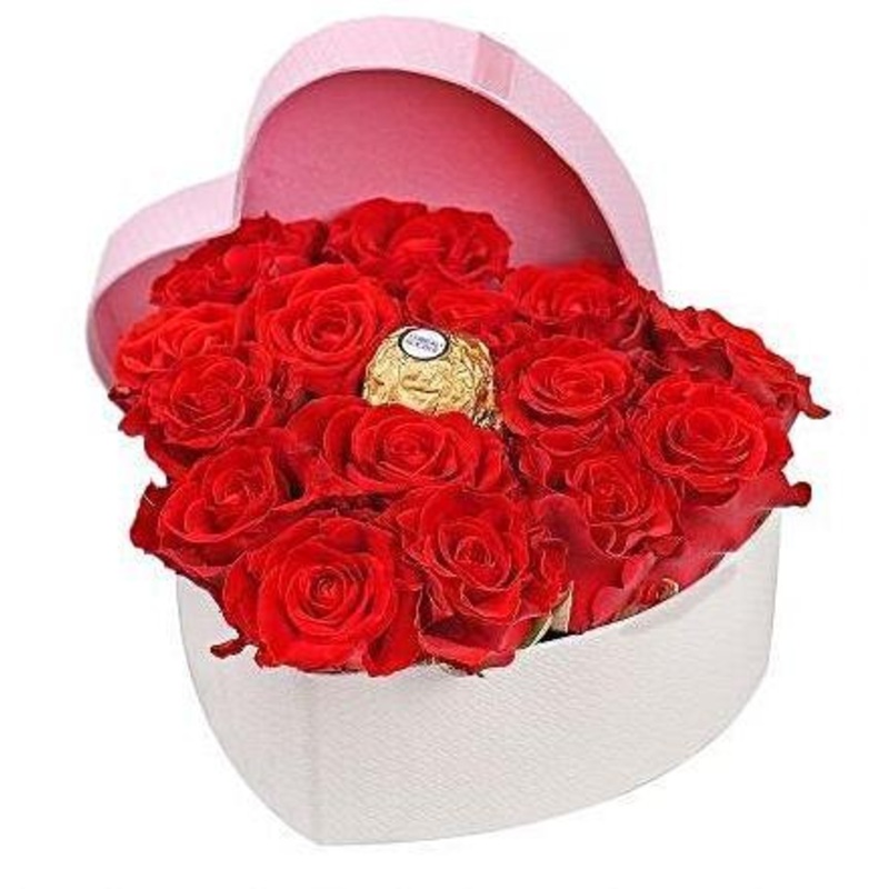 Precious Heart Box-Small (10 Stems) & Regular (20 Stems) & Large (40 Stems) & Extra Large (60 Stems) & Luxury (70 Stems) & Glamour (80 Stems) & Exclusive Glamour (100 Stems)-Heart Box & Hat Box & Square Box-Red & Black & Cream